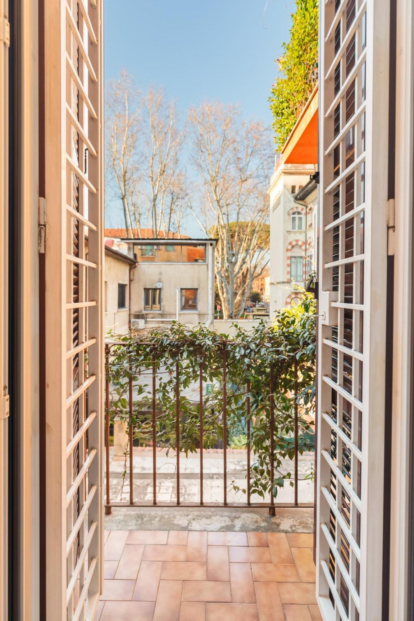 Vatican Lovely 2br With Terrace *